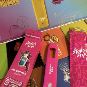 STONER STIX UNICORN MILK DISPOSABLE